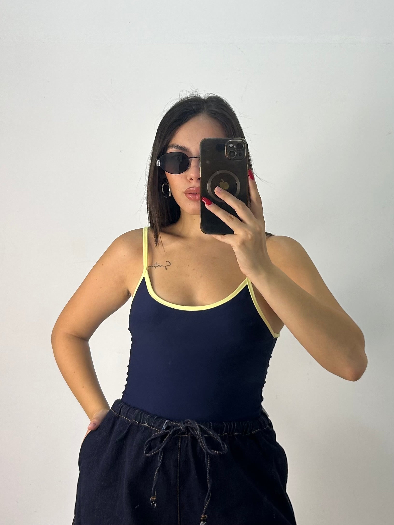 BODY COLOR